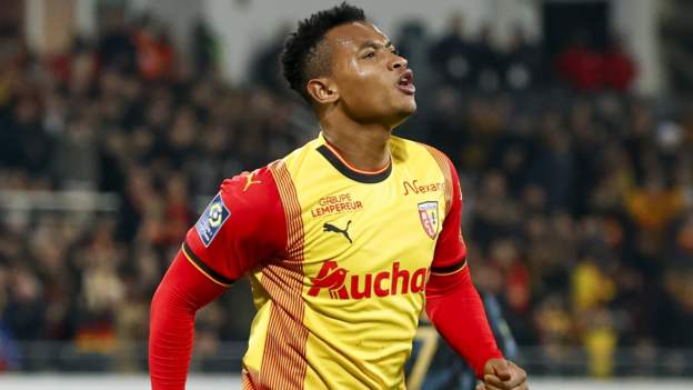 Rangers sign Lens winger Cortes on loan