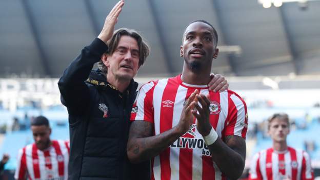 <div>Ivan Toney: Brentford boss Thomas Frank criticises striker's eight-month ban for breaking FA betting rules</div>
