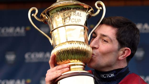 Datsalrightgino triumphs at Newbury