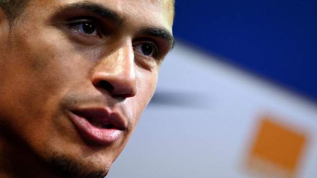 Photo of Raphael Varane: Man United accepte les honoraires du défenseur du Real Madrid