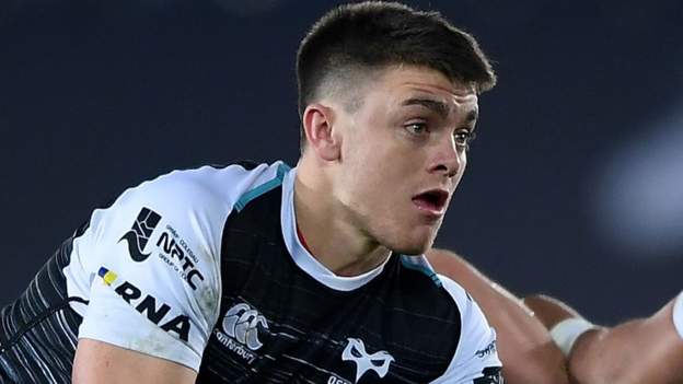 Ospreys scrum-half Reuben Morgan-Williams agrees new deal - BBC Sport