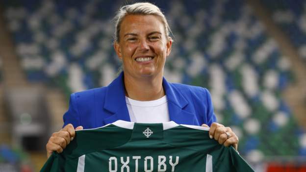 New NI boss Oxtoby targeting Euros and World Cup qualification