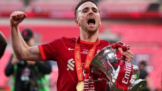 Diogo Jota: Liverpool forward signs new deal until 2027