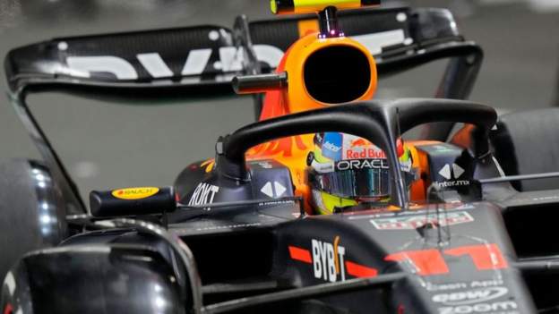 Alonso loses podium after penalty as Perez wins Saudi GP