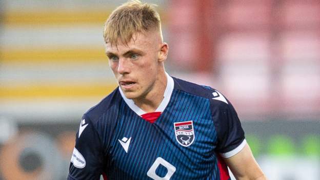 Josh Reid: Ross County left-back set for Coventry City move - BBC Sport