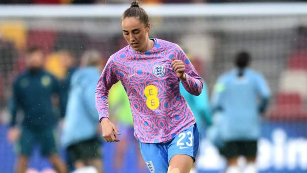 Aston Villa sign England defender Parker