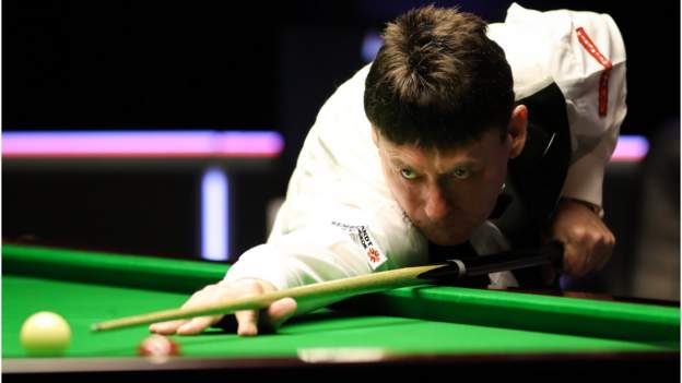 Veteran White confident of Crucible return