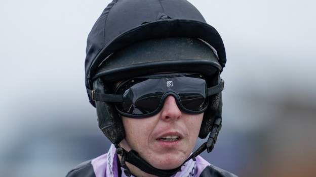 Woods among four jockeys banned over whip rules