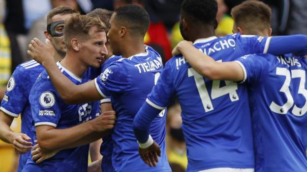 Norwich City 1-2 Leicester City: Albrighton gives Foxes win