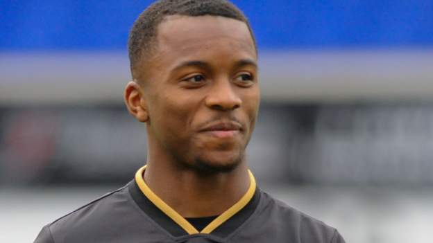Swansea in talks with Man Utd's Laird
