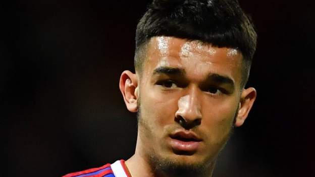 Idris El Mizouni: Ipswich Town midfielder signs new deal until 2024 ...