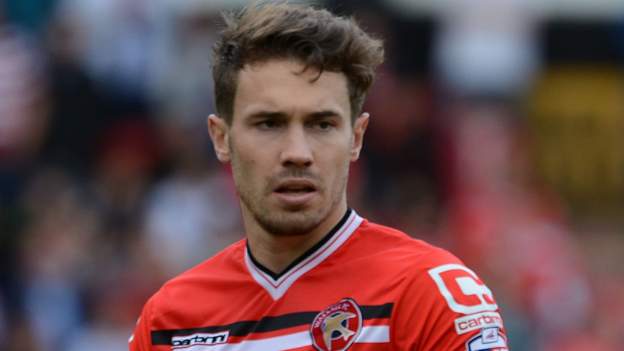 Tom Bradshaw: Barnsley sign Walsall & Wales striker on a three-year ...