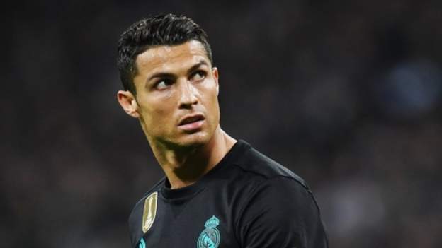 Real Madrid: Cristiano Ronaldo treina no ex-clube após deixar o Manchester United