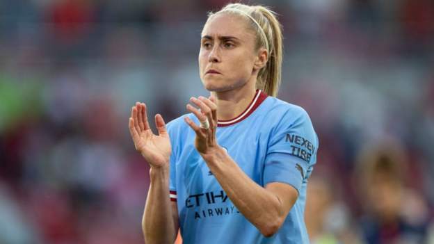 Houghton signs new Manchester City contract