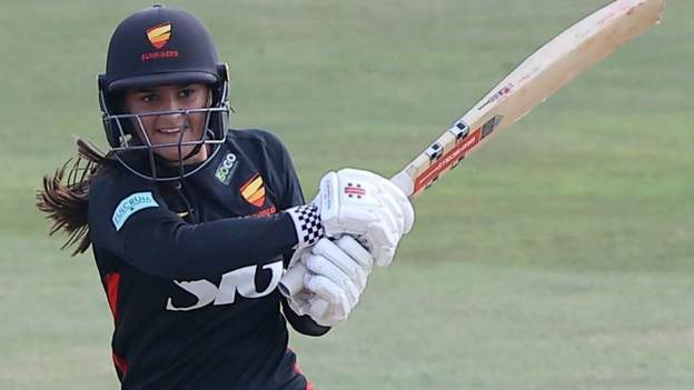 Sunrisers pair hit centuries in win over Blaze-ZoomTech News