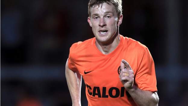 Paul Dixon: Former Scotland defender joins League Two side Grimsby Town ...