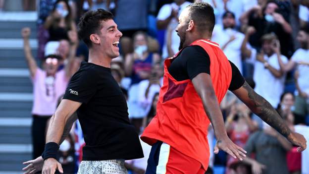 Australian Open: Nick Kyrgios and Thanasi Kokkinakis thrill crowd & reach doubles semi-final