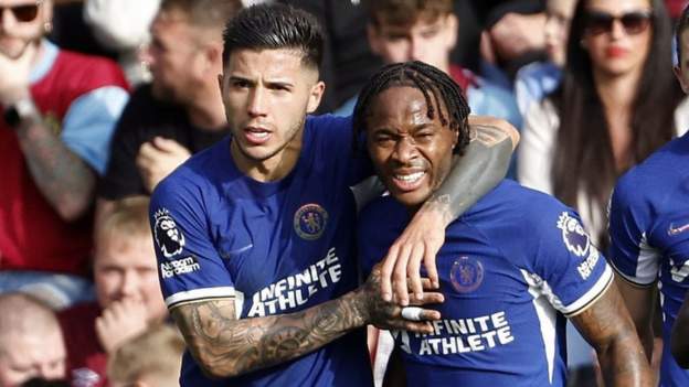 Sterling inspires Chelsea to comeback win at Burnley