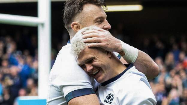 Scotland 25-21 France: Hosts hit back for victory despite Zander Fagerson red card