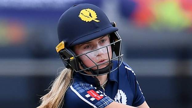 Scotland win to reach Women's T20 World Cup Qualifier