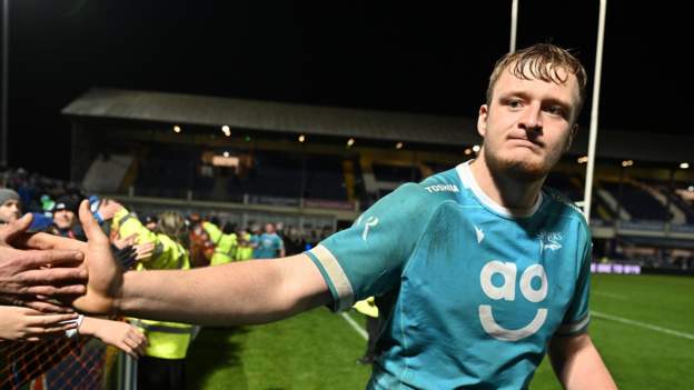 Sale quartet sign new long-term contracts