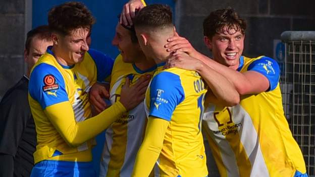 Gary Johnson: Torquay United boss urges side to build on 5-1 Welling ...