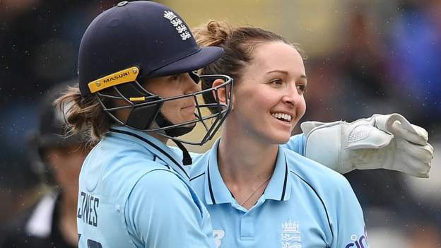 Cricket World Cup: Kate Cross & Amy Jones set for final after missing 2017