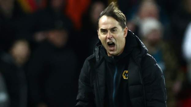 Liverpool 2-2 Wolves: Julen Lopetegui says it is 'impossible' winner was ruled o..