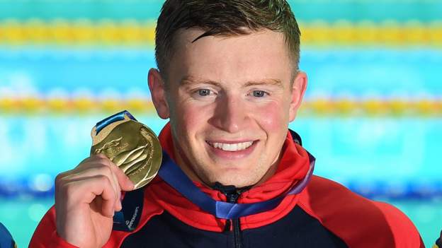 Premier League predictions: Lawro v swimmer Adam Peaty - BBC Sport