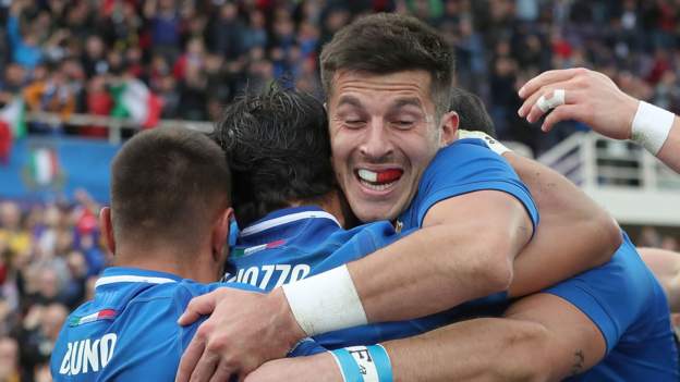 Italy earn first win against Australia in thriller