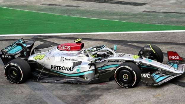Singapore Grand Prix: Lewis Hamilton fastest in Singapore first practice