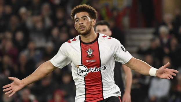 Southampton 2-1 Lincoln: Che Adams double sends Saints into EFL Cup quarter-fina..