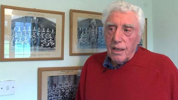 Former Wales lock Brian Price dies aged 86