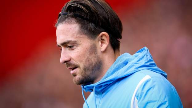 Alvarez stars as Man City come back to beat Red Star