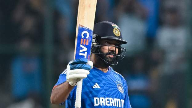 インド対アフガニスタン：ロヒット・シャルマがT20シリーズ勝利で記録世紀を達成、2つのスーパーオーバー