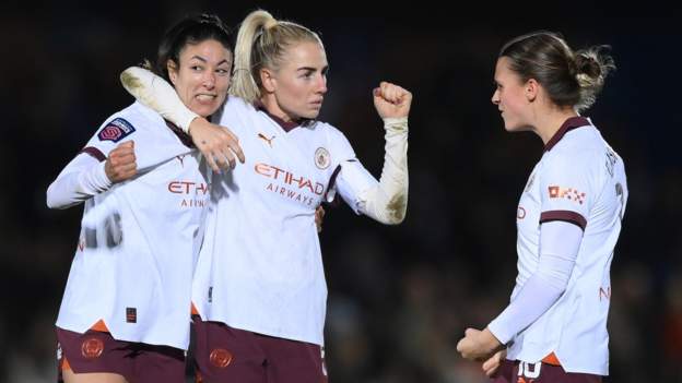 Man City win at Chelsea to go level at top of WSL