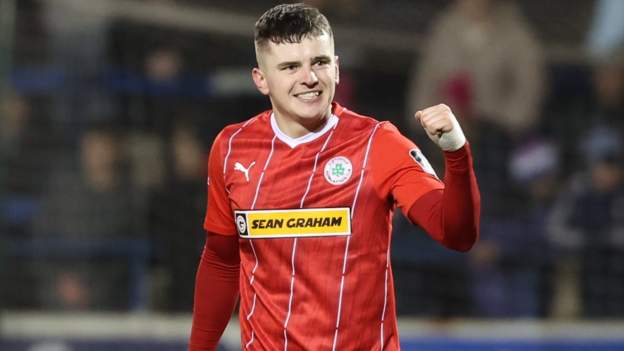 Irish Cup: Cliftonville knock Coleraine out after extra-time hat-trick ...