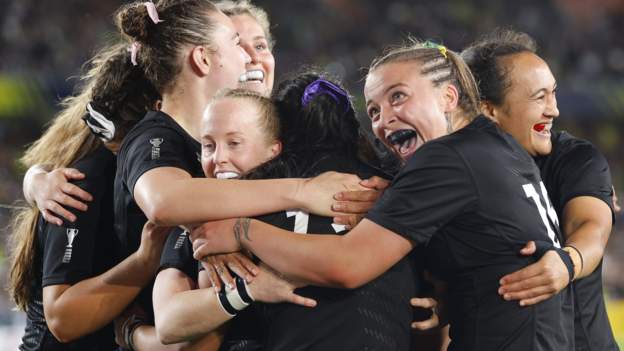 New Zealand stun England to win World Cup