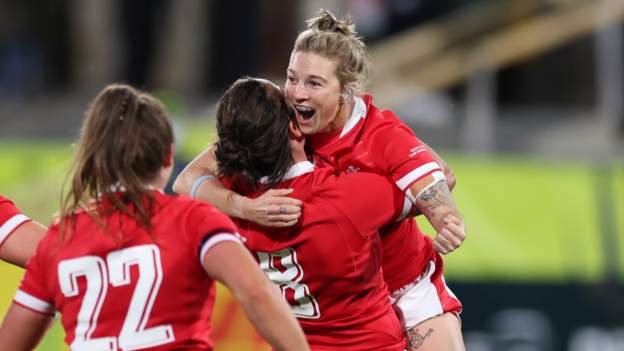 Bevan kick seals dramatic Wales win over Scotland
