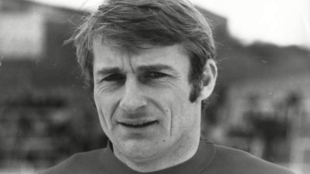 Roger Hunt obituary: 'Gentleman, modest and one of Liverpool's greatest'