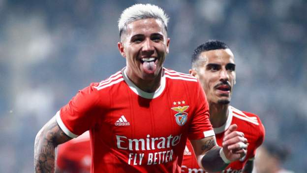 Chelsea's pursuit of Benfica's Fernandez 'closed'