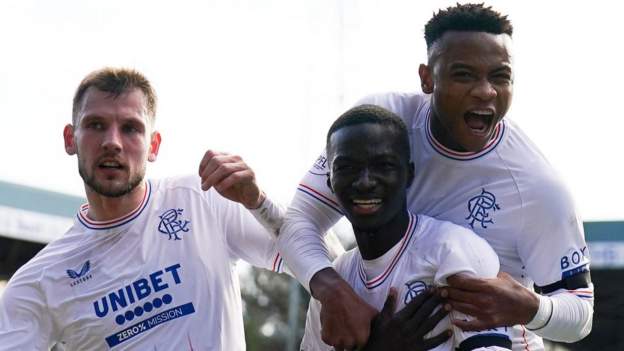 Rangers move above Celtic with resolute St Johnstone win
