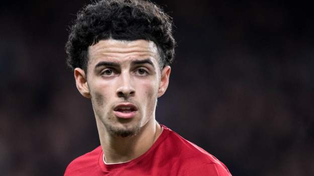 Curtis Jones: Liverpool midfielder signs new five-year contract - BBC Sport