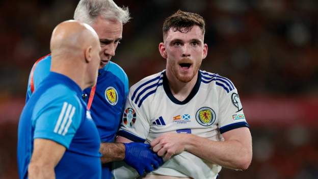 Andy Robertson injury: Liverpool left-back has operation on shoulder