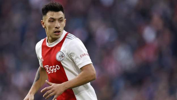 Lisandro Martinez: Man Utd agree to sign Argentina centre-back from Ajax in £57m..
