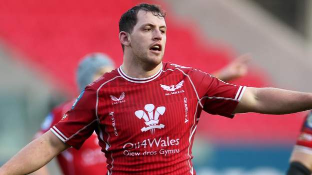 Wales' Elias emerges as Six Nations fitness doubt