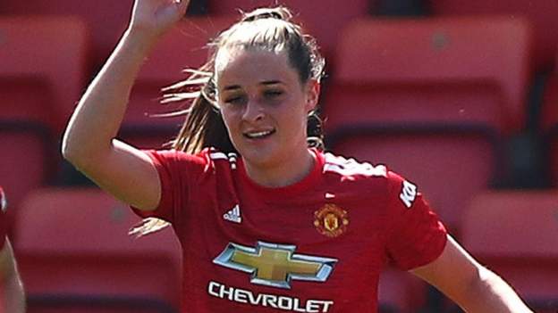 Manchester United 4-1 Tottenham Hotspur: Peringkat Ella Toone dua kali untuk mendukung cita-cita Perserikatan Champions United tetap hidup thumbnail
