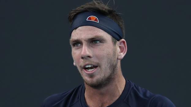 Cameron Norrie beaten by Pedro Cachin in Cordoba Open first round - BBC