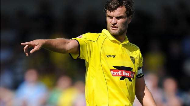 Ian Sharps: Chester bring in Burton Albion defender - BBC Sport