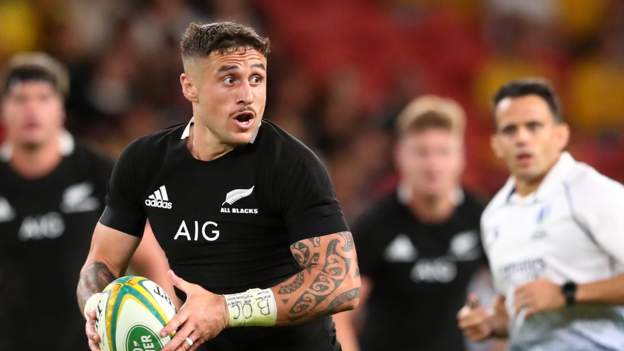 TJ Perenara: New Zealand scrum-half confirms interest in rugby league ...